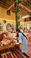 Felicitation of Artists by HH Swamiji